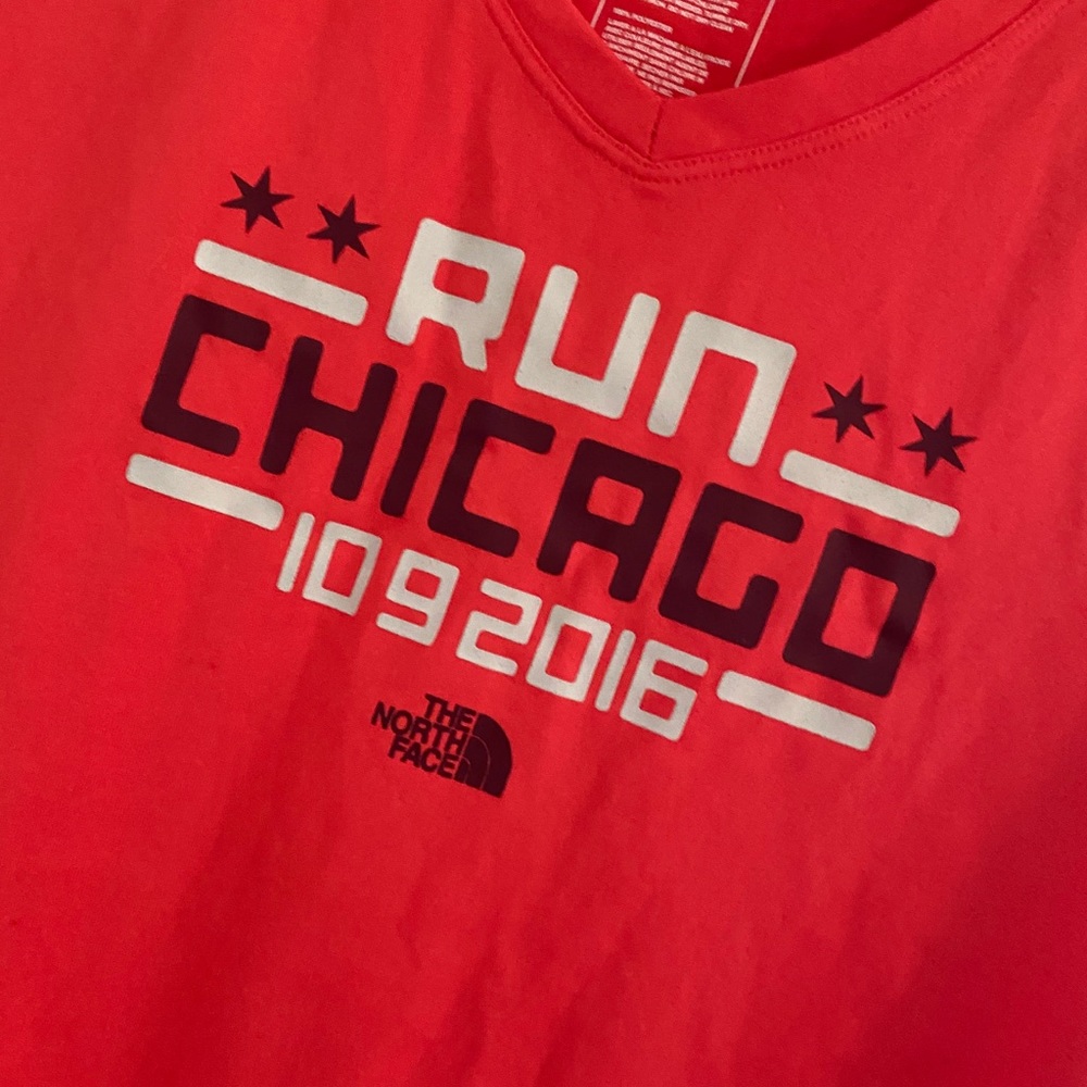 The North face Run Chicago marathon tee